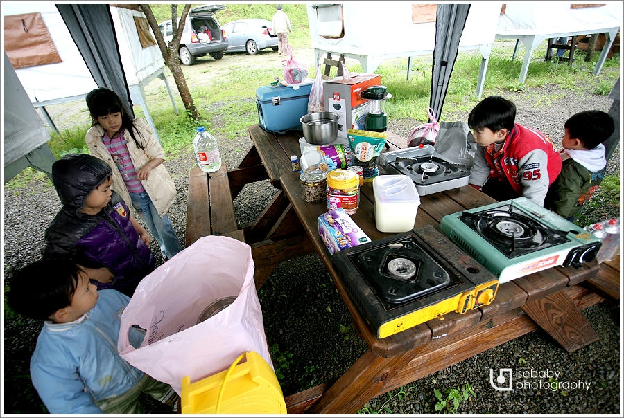 新竹左岸涼山營地，可露營還有空中帳篷免搭帳懶人露營