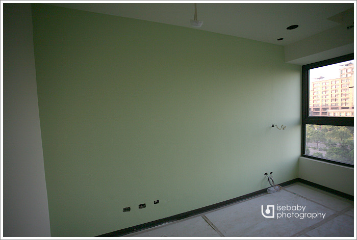 [窩] 裝潢W8-1:粉嫩的綠色牆面(油漆退場)