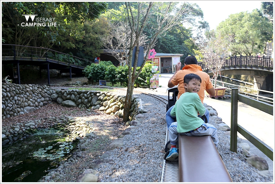 露營 | 台中新社。櫻花鳥森林．滑水道好好玩的櫻花營地