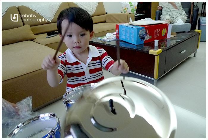 [2Y10M6D] 三歲生日禮物-我是小小鼓手