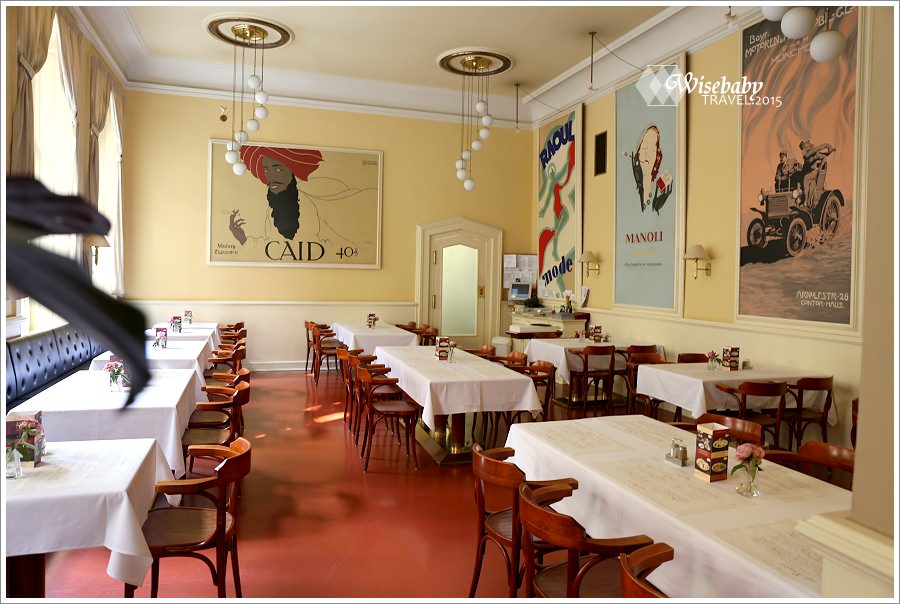 捷克 | 布拉格推薦美食。CAFE LOUVRE．以法國羅浮宮命名的百年咖啡館