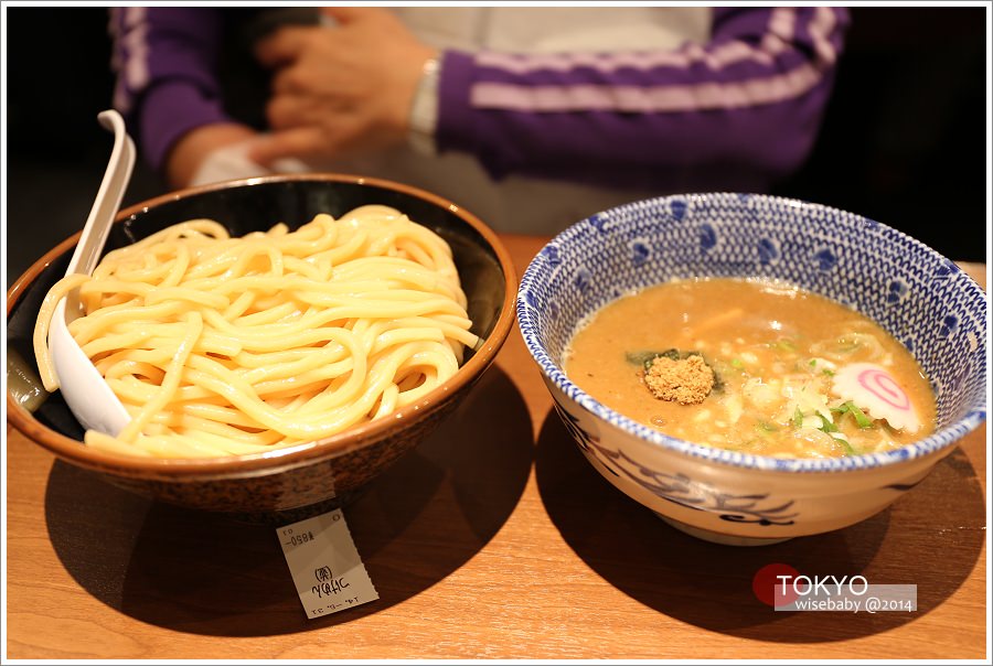 [日本] 食記-東京::Q彈粗麵+濃厚湯頭❤沾麵推薦@六厘舎TOKYO東京駅一番街