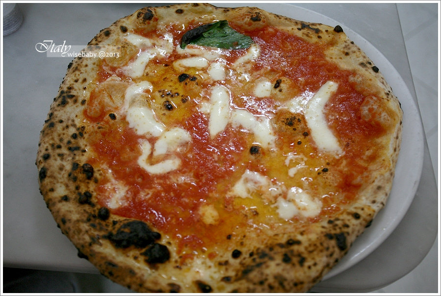 [義大利親子自助] 食記-Napoli::必吃百年PIZZA店L'antica Pizzeria Da Michele