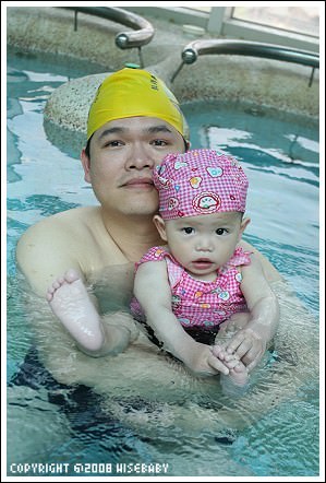 [11M12D] 鷹萬嬰兒游泳試上