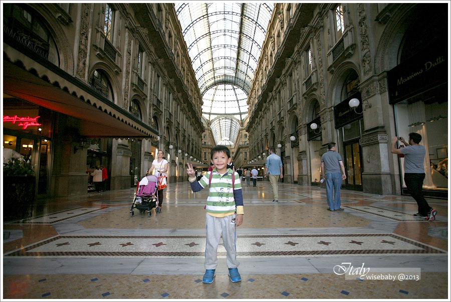 [義大利] 景點-Milano::米蘭散步地圖(一)．米蘭大教堂、艾曼紐二世拱廊、史卡拉劇院